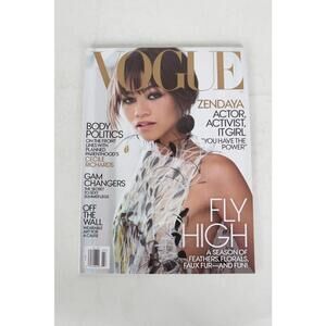 2017' Vogue July Zendaya Magazine